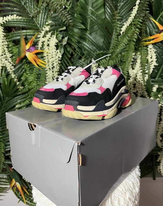Balenciaga Triple S Pink White Black
