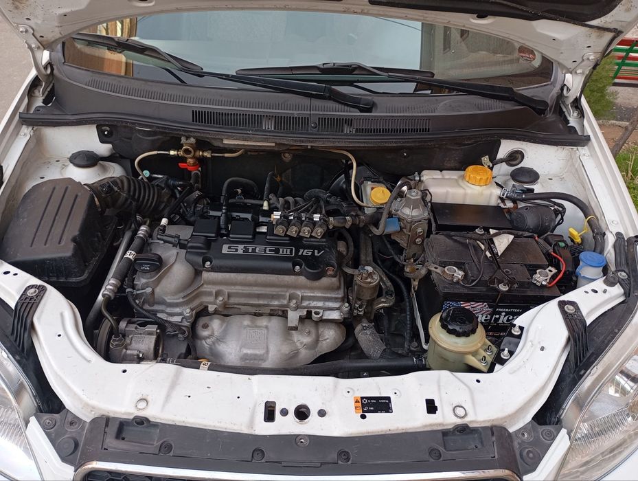 Nexia 3 sotiladi 2020 mexanika 165ming metan benzin