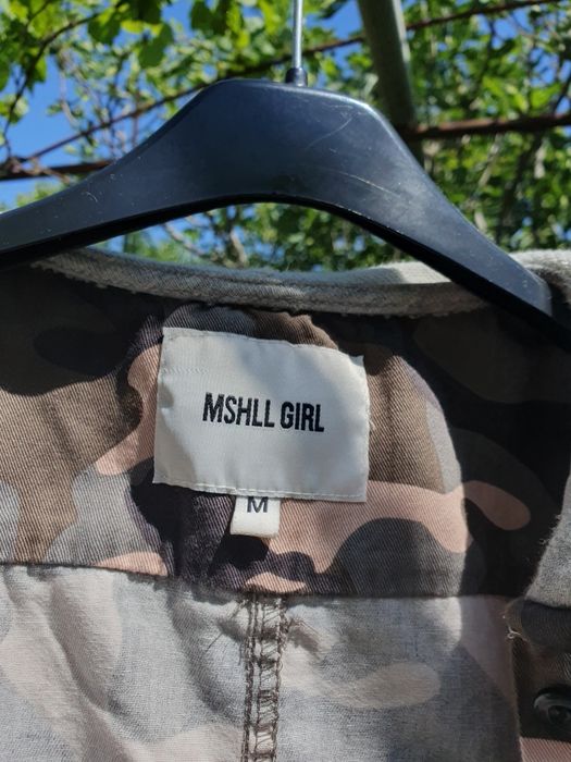 Cămașă tip army cu glugă