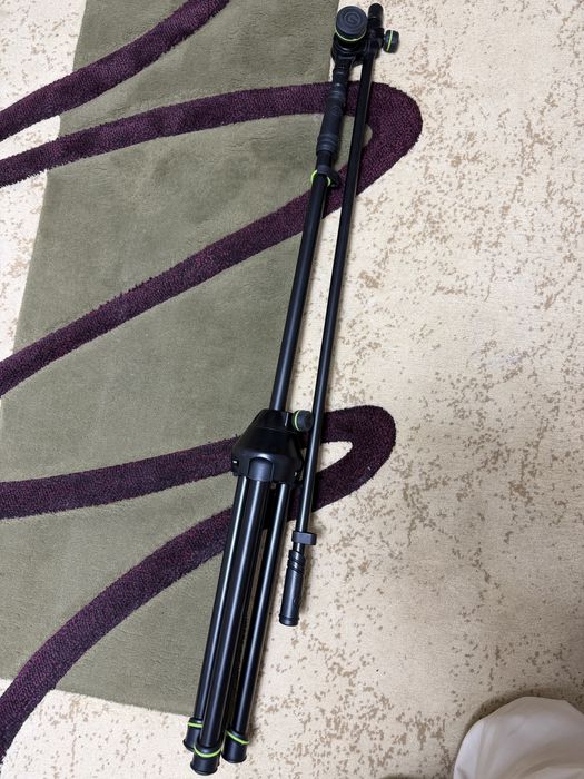 Stativ microfon Gravity MS 4321 B – ca nou, profesional