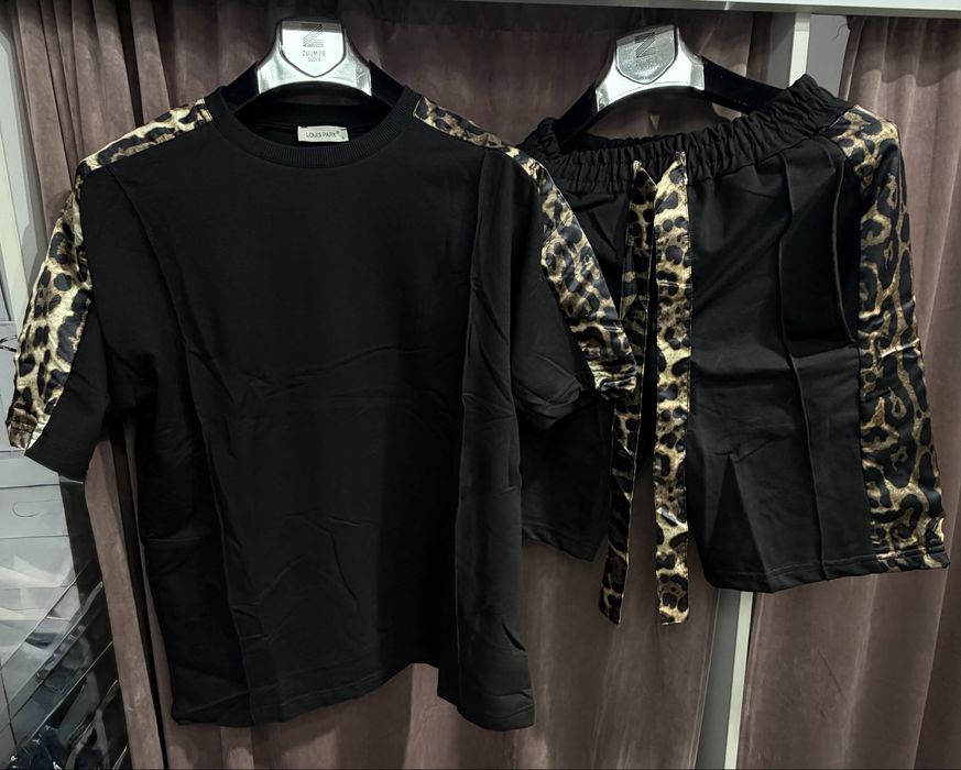 Compleuri Animal print! Calitate premium!