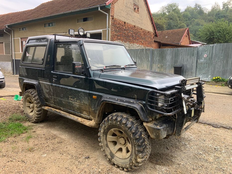 Daihatsu 2.8 detalii la telefon