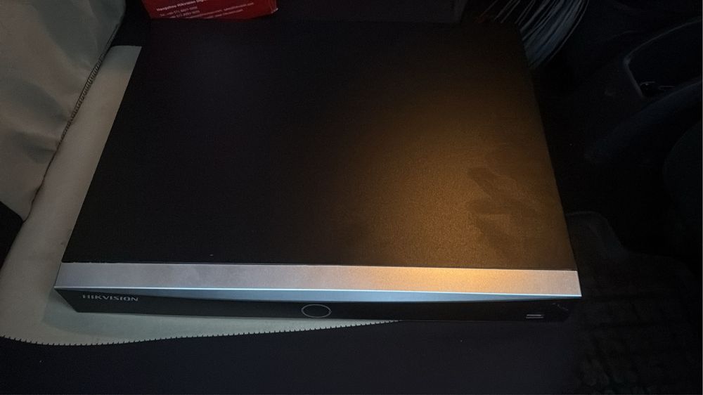 Hikvision DS-7616NXI-I2/S AcuSense NVR 16 Canale 4K