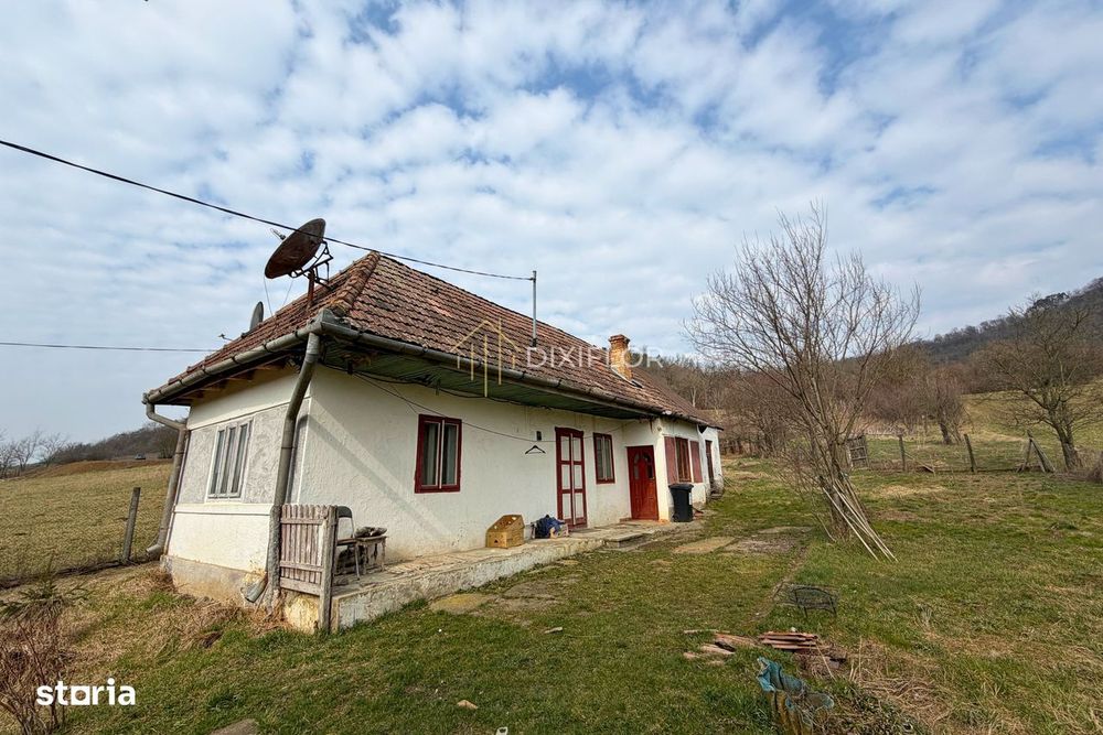 Casă cu teren generos | Tofalău | 94.000 €