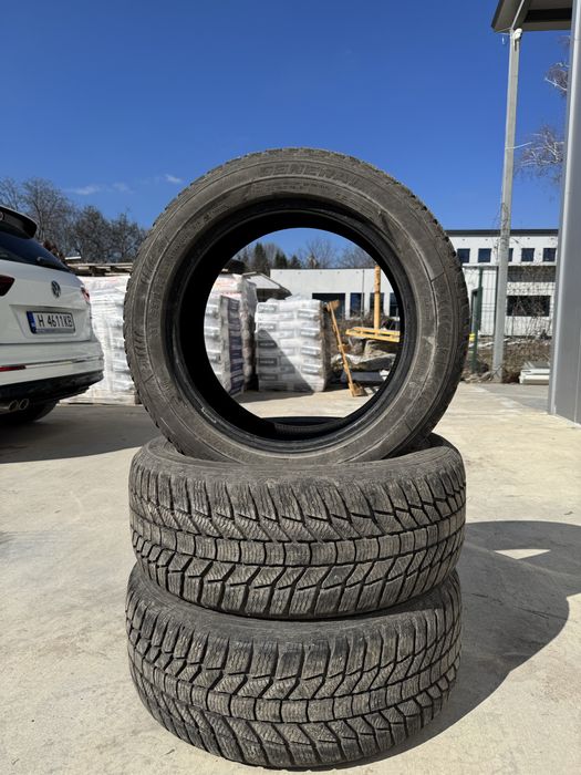 3 бр. Зимни гуми General 235/55/18 DOT 2022