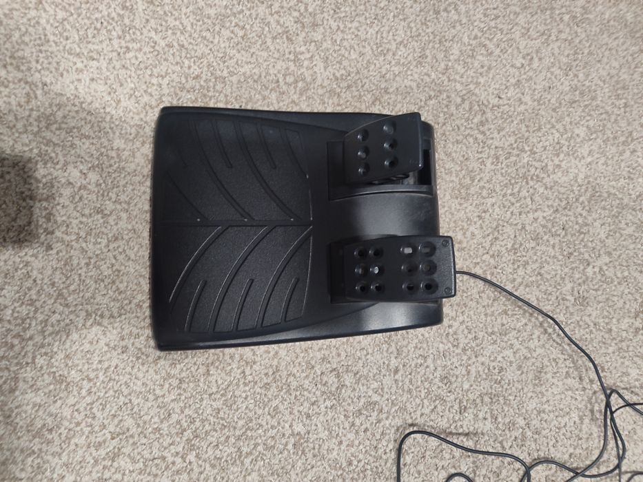 руль для гонок logitech