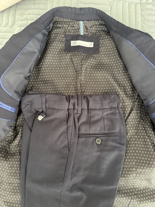 Продам брючный костюм