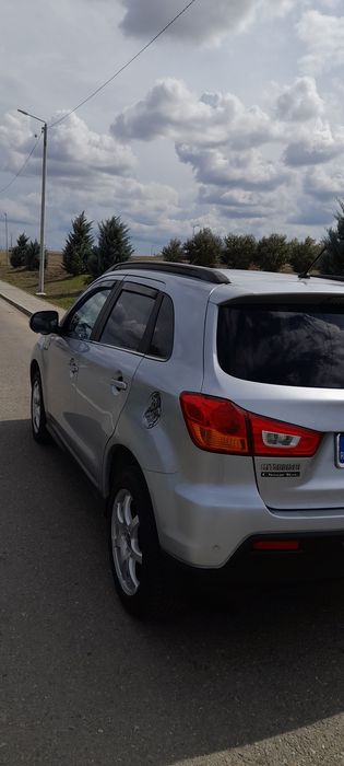 Mitsubishi  asx 1,8  diesel  ținută în garaj Preț 6000 € tel.0768447431