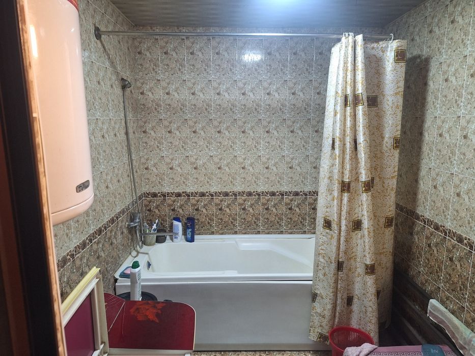 Uy sotiladi zangi ota bosu da