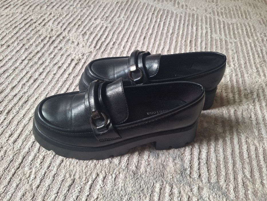 Туфли лоферы 40р-р