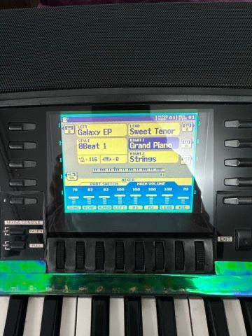 Orga Yamaha PSR 8000