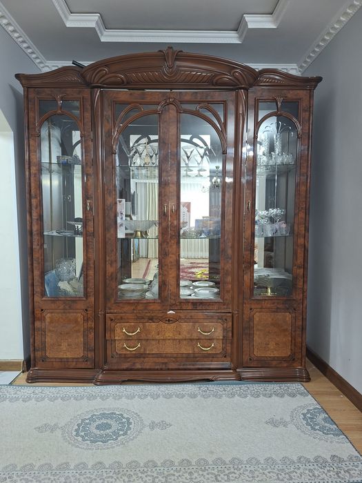 Продается шкаф 150.000