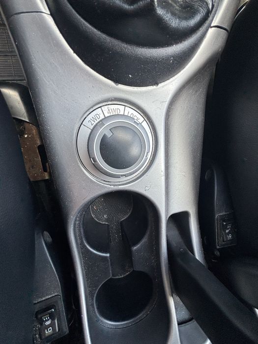 Peugeot 4007 diesal 7 locuri ,   4+4