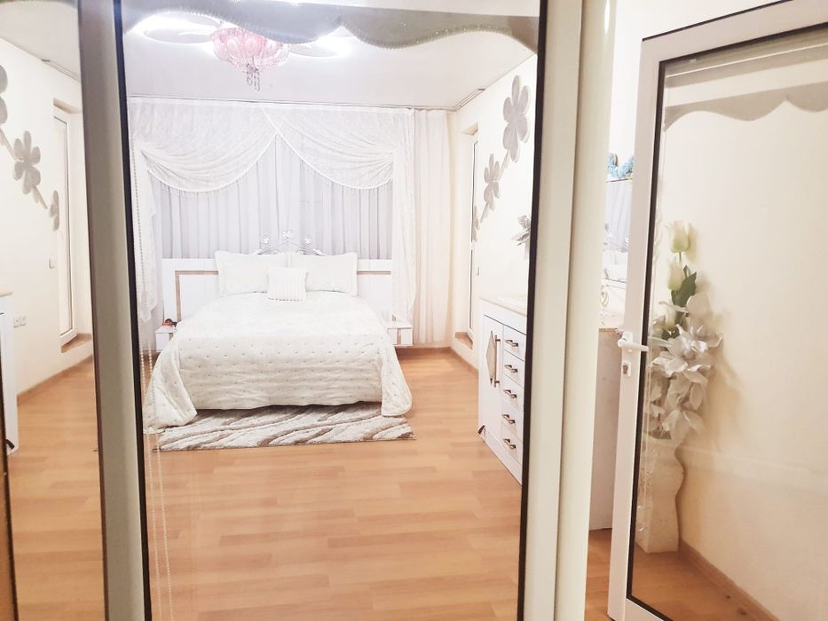 Продава се Тристаен апартамент в Гоце Делчев - 114 кв.м за 1132 €/кв.м - Снимка #9