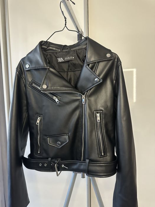 Елегантно дамско кожено яке