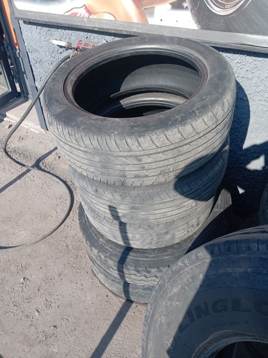 Продам шины 215/55