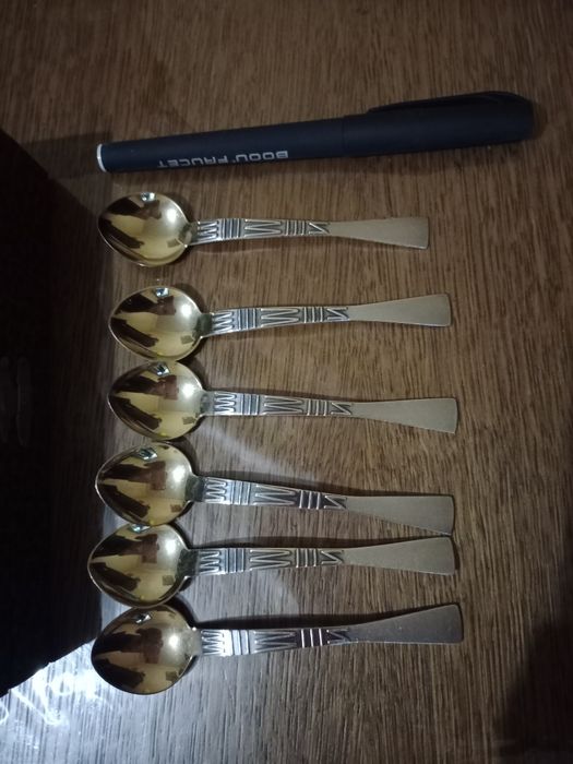 Продам  советский набор чайных ложек