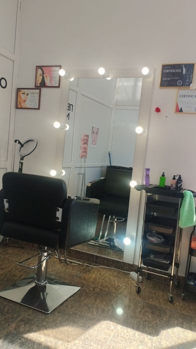 Сдается место парикмахеру