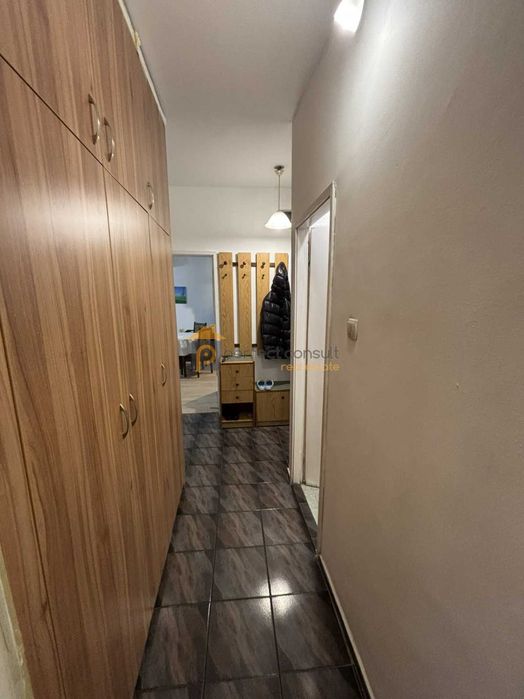 Дава се под наем Тристаен апартамент в Пловдив, Център - 80 кв.м за 478.38 € - Снимка #11