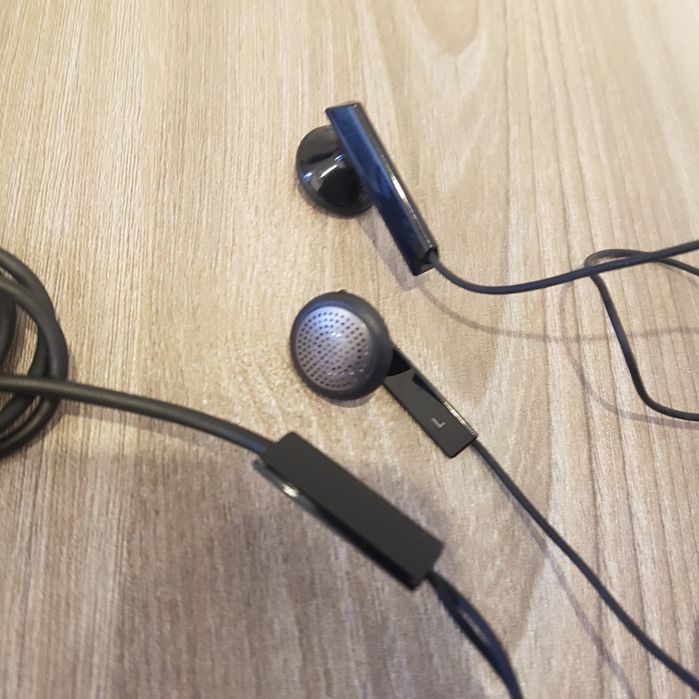 Căști handsfree HTC noi , originale , miniusb