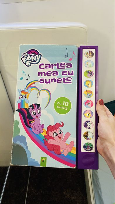 Lot mare de jucării