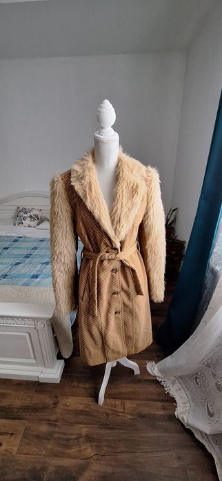 Palton călduros de iarnă