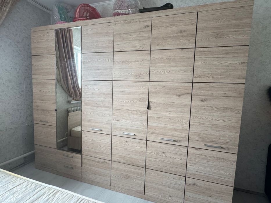 Спальный гарнитур