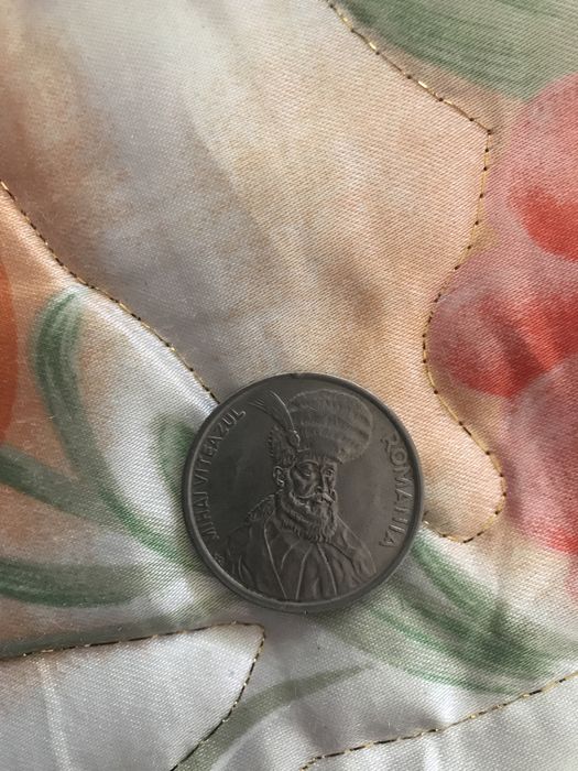 Moneda de 100 de lei