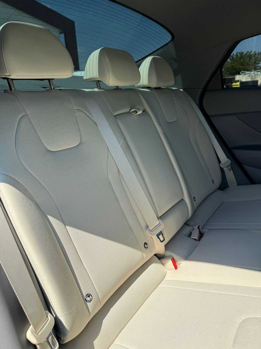 Hyundai ELANTRA 2021