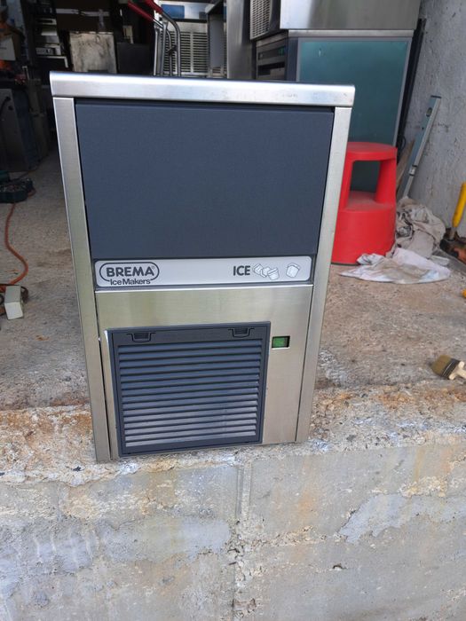 Професионален Ледогенератор Brema