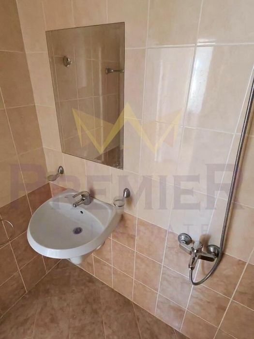 Продава се Двустаен апартамент в к.к. Елените - 72 кв.м за 333 €/кв.м - Снимка #4