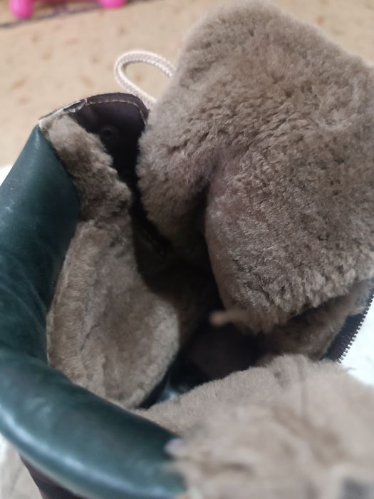 Продам женские полуботинки