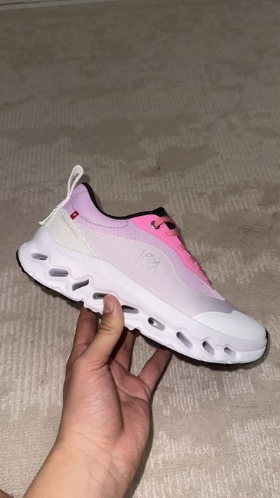 Кроссовки ON Cloudtilt 2 x Loewe