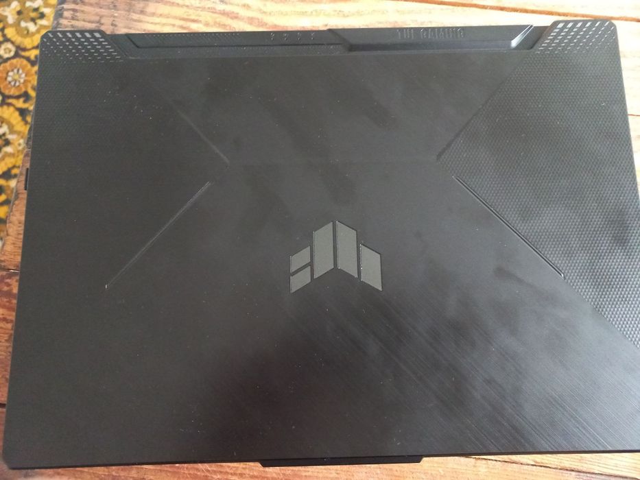 Ноутбук сатилады.Продам ноутбук