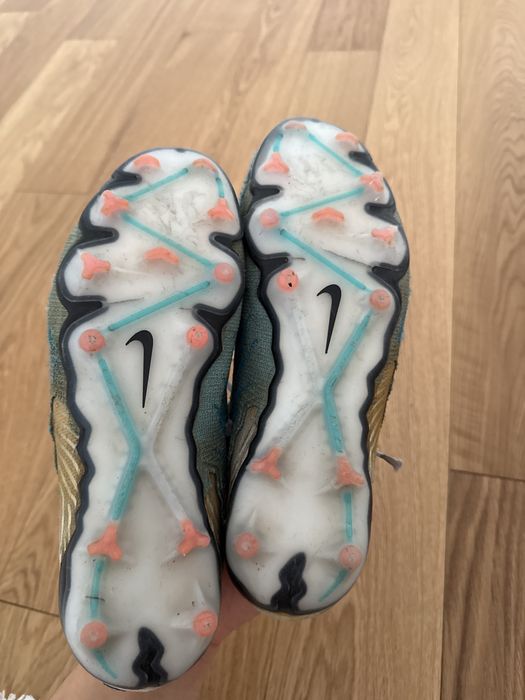 бутсы найк PHANTOM