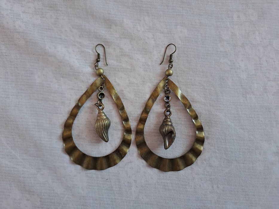 Обеци по 1 лв за брой