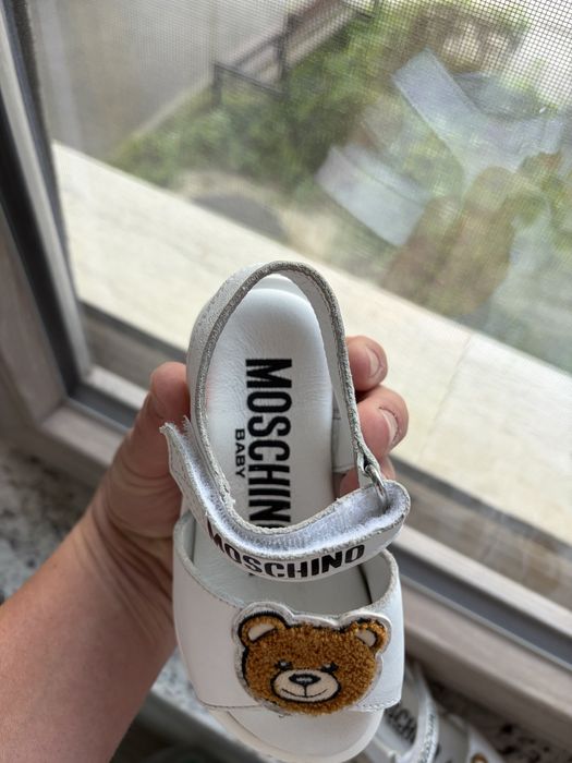 Sandalute Moschino