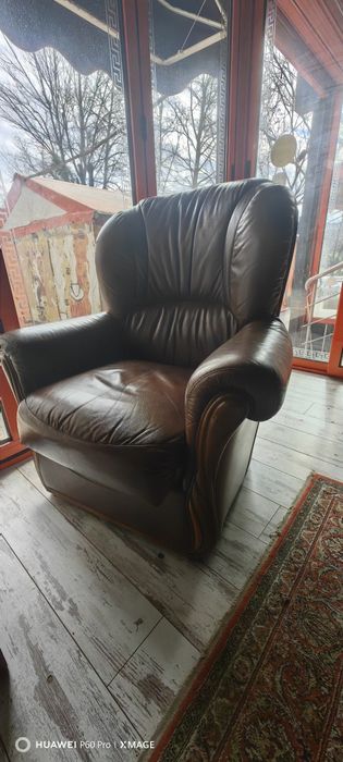 Кожен диван +два броя кресла