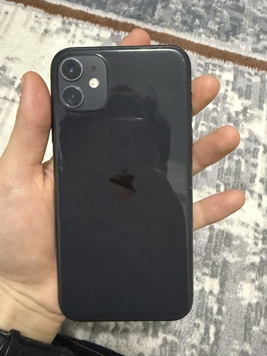 Продам iPhone 11
