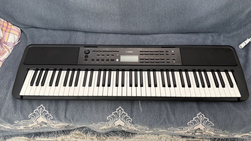 Синтезатор Yamaha PSR-EW320
