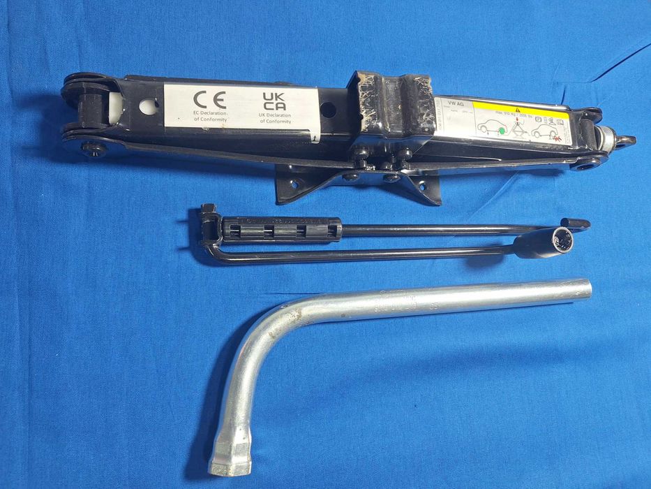 Cric AUTO OEM SKODA Kamiq / VW T-Cross / Seat ARONA CA NOU