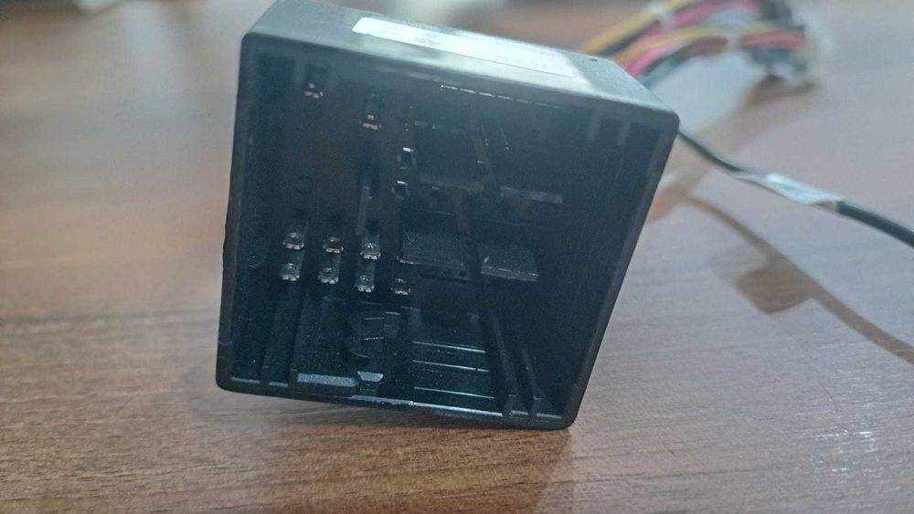 Cablu adaptor universal 16-pin Peugeot / Citroen navigatie Android