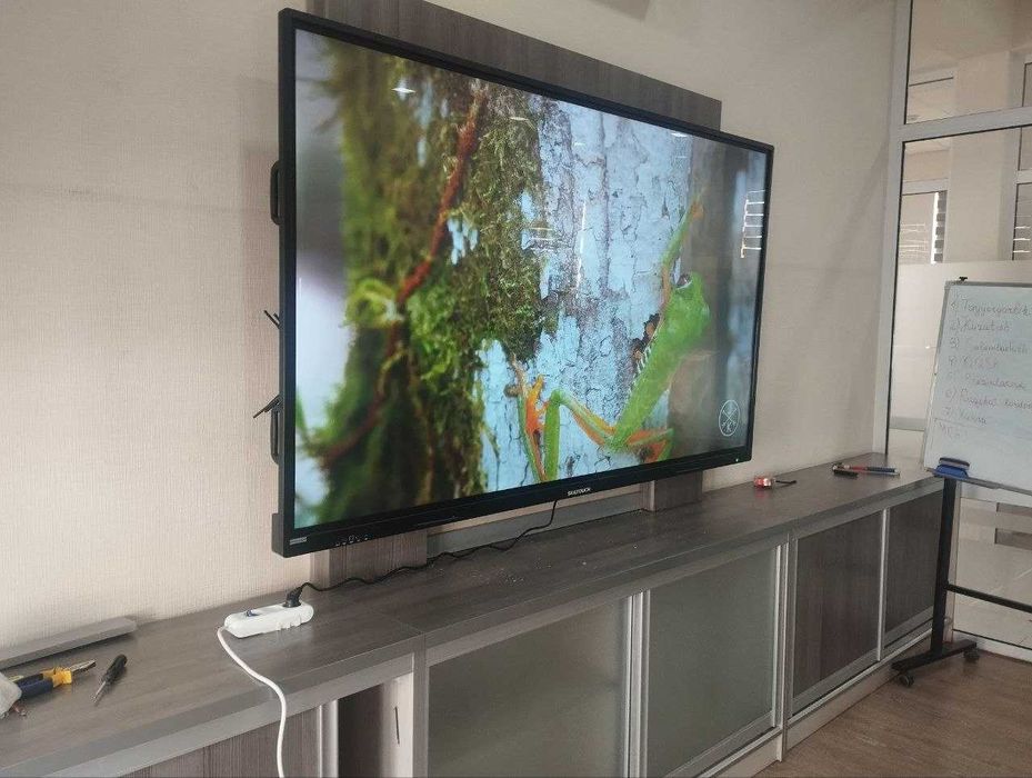 Интерактивная сенсорная доска 65" 86" 98" Самая низкая цена на рынке.