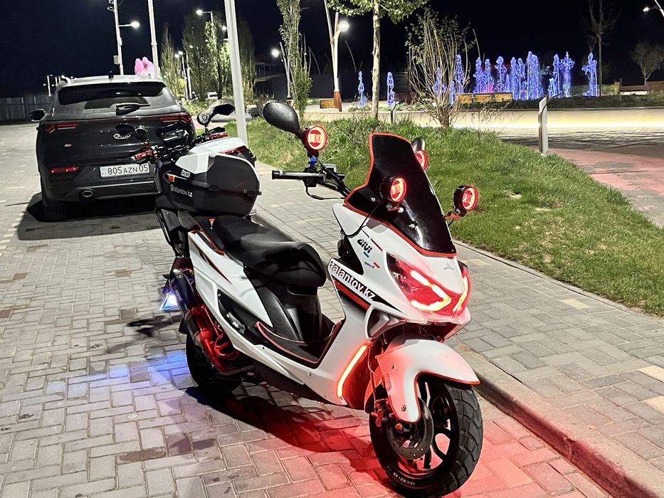 Мопед Макси 150 куб