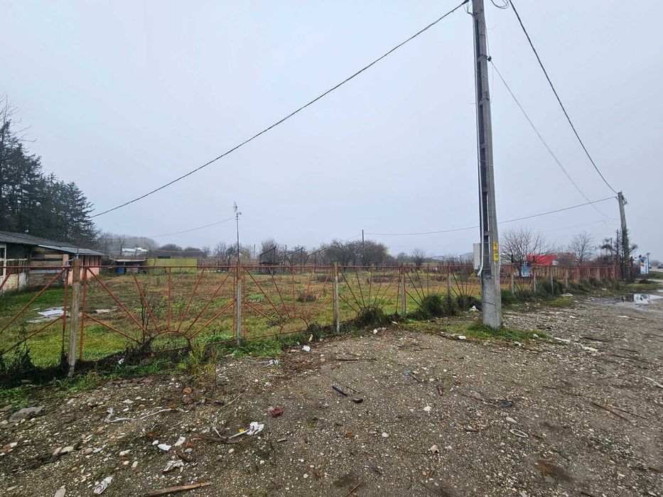 Inchiriez teren intravilan Sacuieni, DN 72