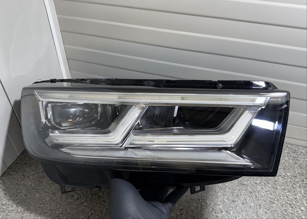 Far Full Led Audi Q5 80A