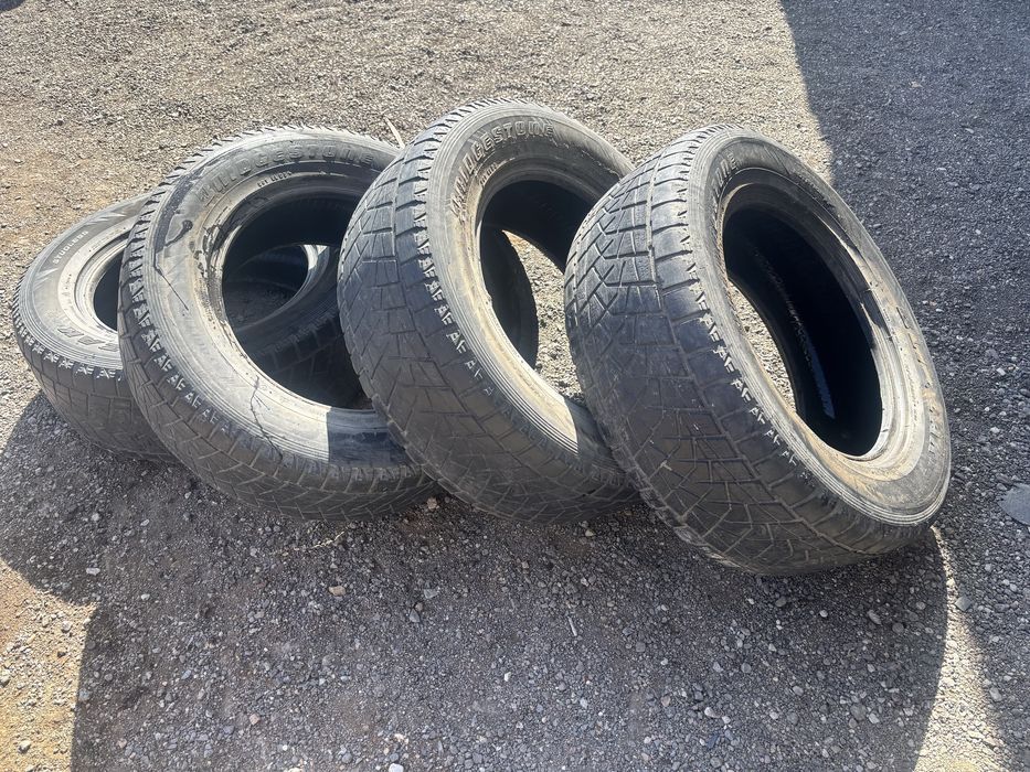 Продаю  летние шины