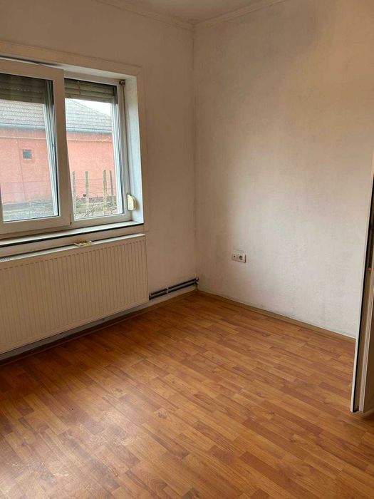 Casa 4 camere, Biharia
