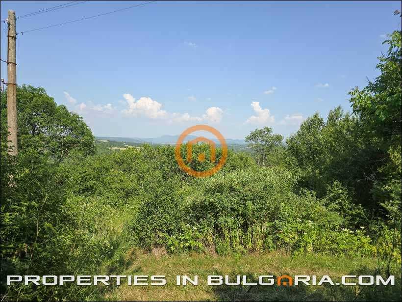 Селски имот перфектен за къща за гости в Еленския Балкан