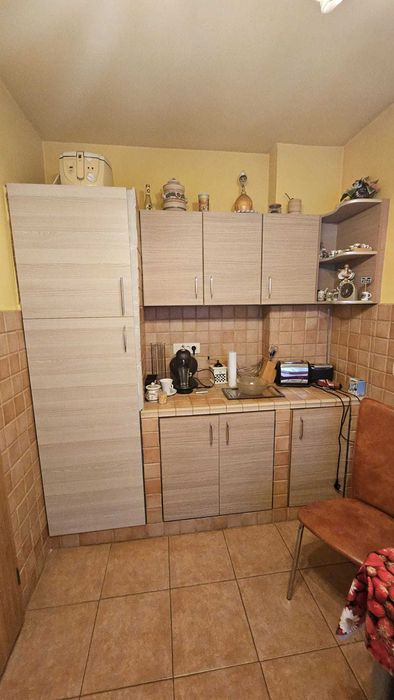 Apartament 3 camere complect renovat,  bloc caramida, Cetate